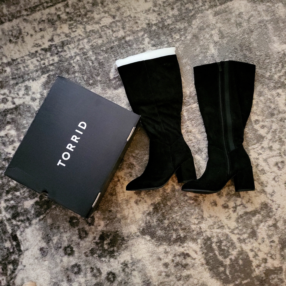Torrid faux suede knee high boots